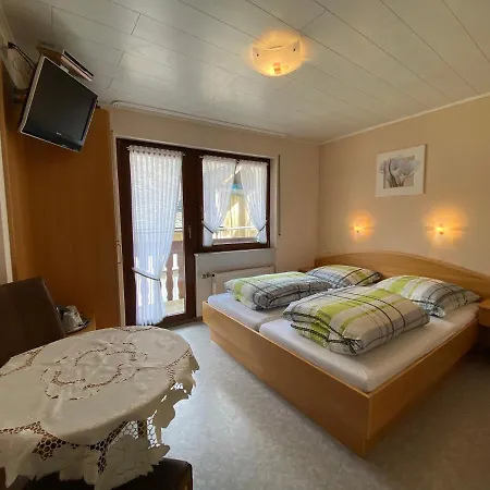 Guest house Winzerhaus Im Oberdorf - U - Auch Kombinierbar Erden