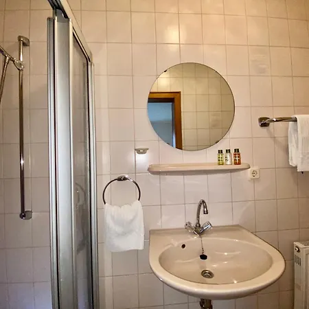 Winzerhaus Im Oberdorf - U - Auch Kombinierbar Erden