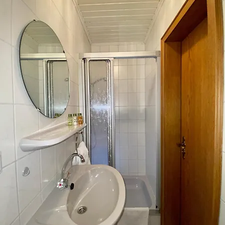 Guest house Winzerhaus Im Oberdorf - U - Auch Kombinierbar Erden