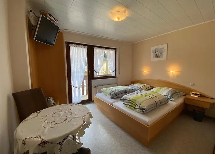 Gasthof Winzerhaus Im Oberdorf - U - Auch Kombinierbar Erden